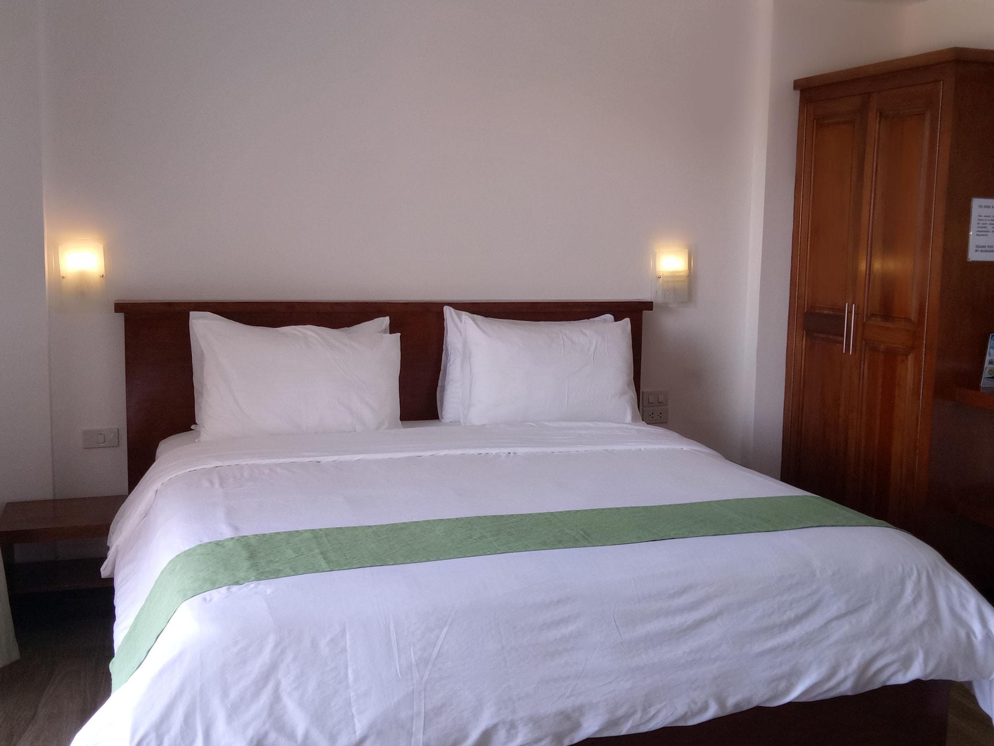 Manarra Sea View Resort Пуэрто-Галера Экстерьер фото