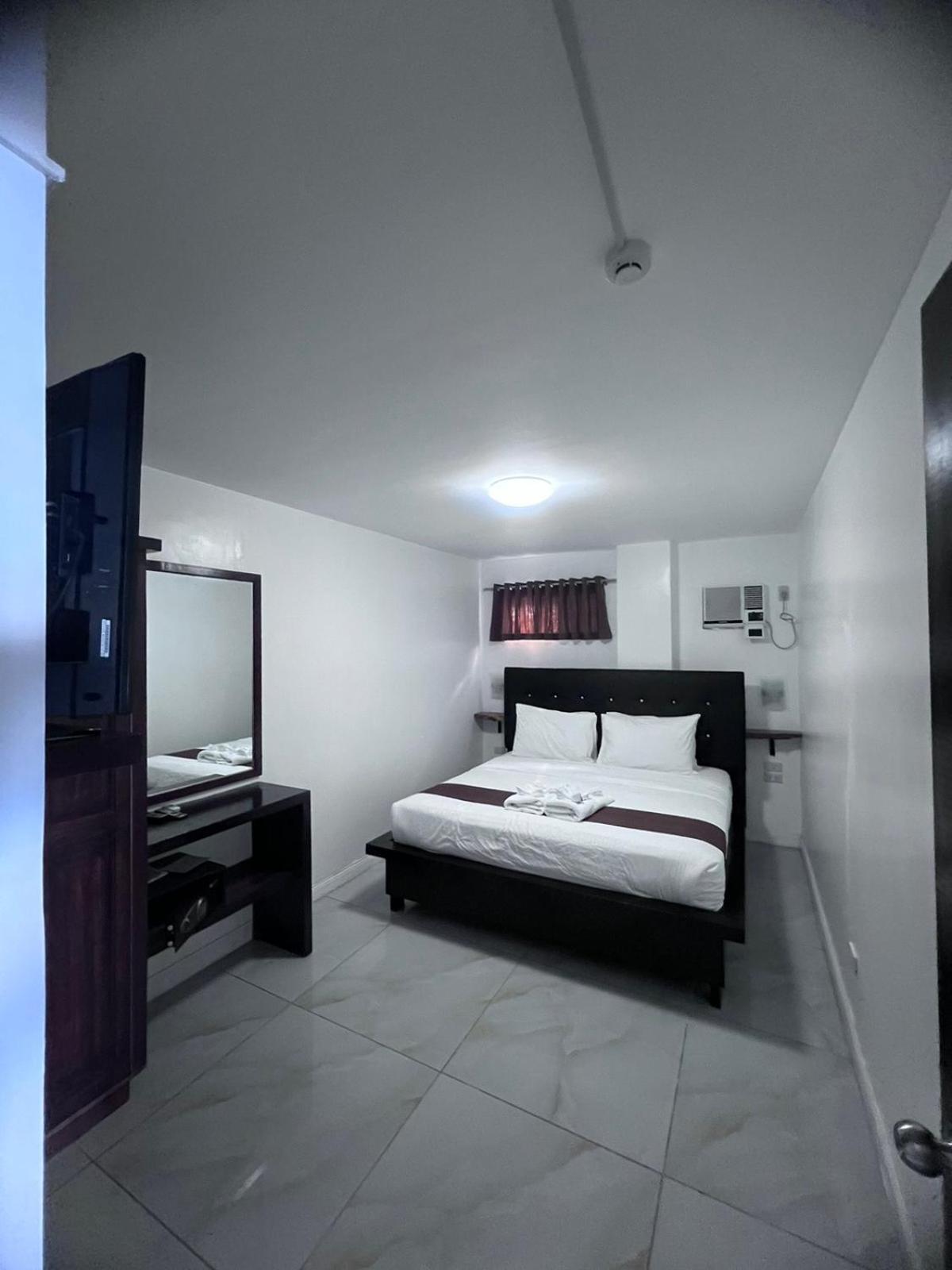 Manarra Sea View Resort Пуэрто-Галера Экстерьер фото